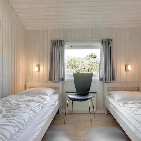 Сasa de vacaciones Cozy In Henne With Sauna Henne Strand