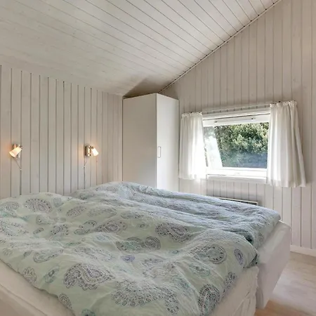 Cozy In Henne With Sauna *